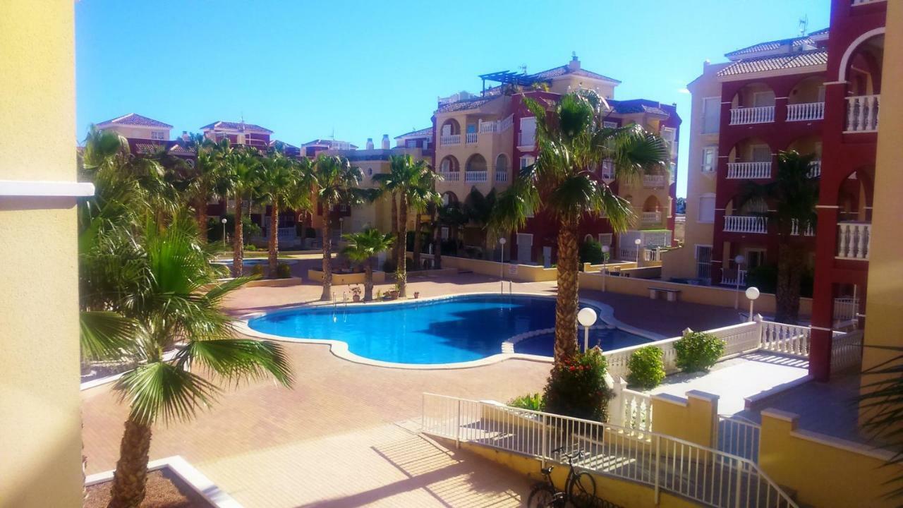 Beautiful 3 Bed, 2 Bath Modern Los Alcázares